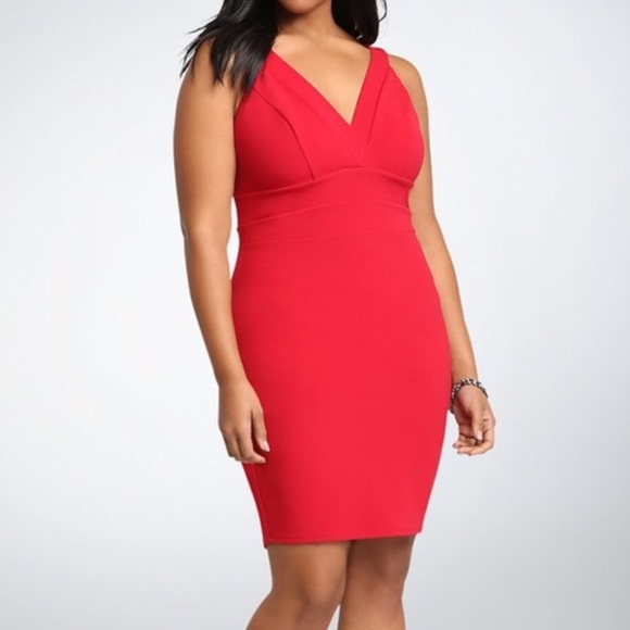 torrid Dresses & Skirts - Red Textured Bodycon Dress